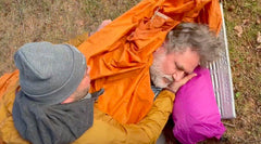 Rouler en solo sur une bâche et un coussin