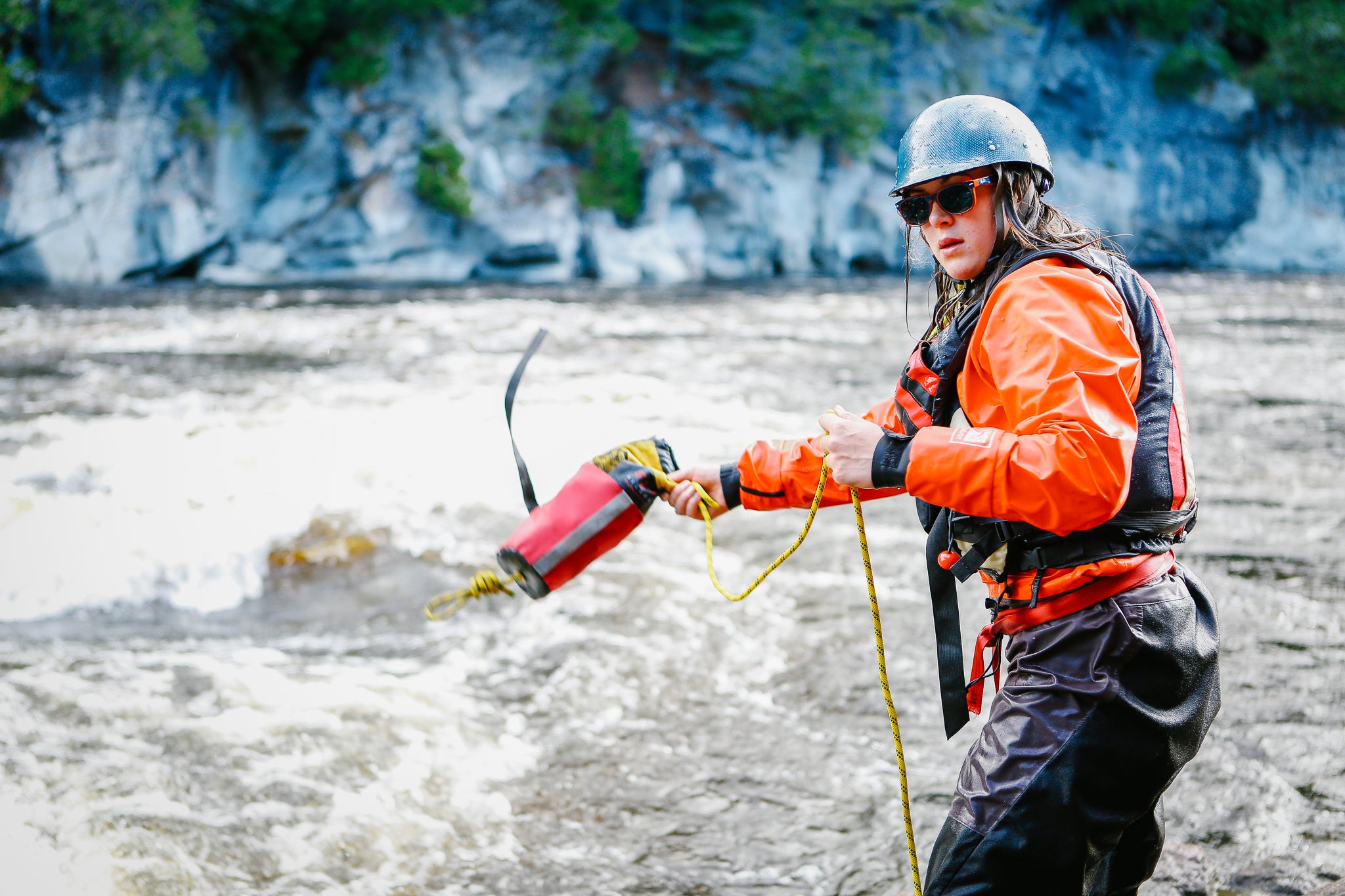 Cours d'introduction en ligne à la sécurité et au sauvetage en eau vive